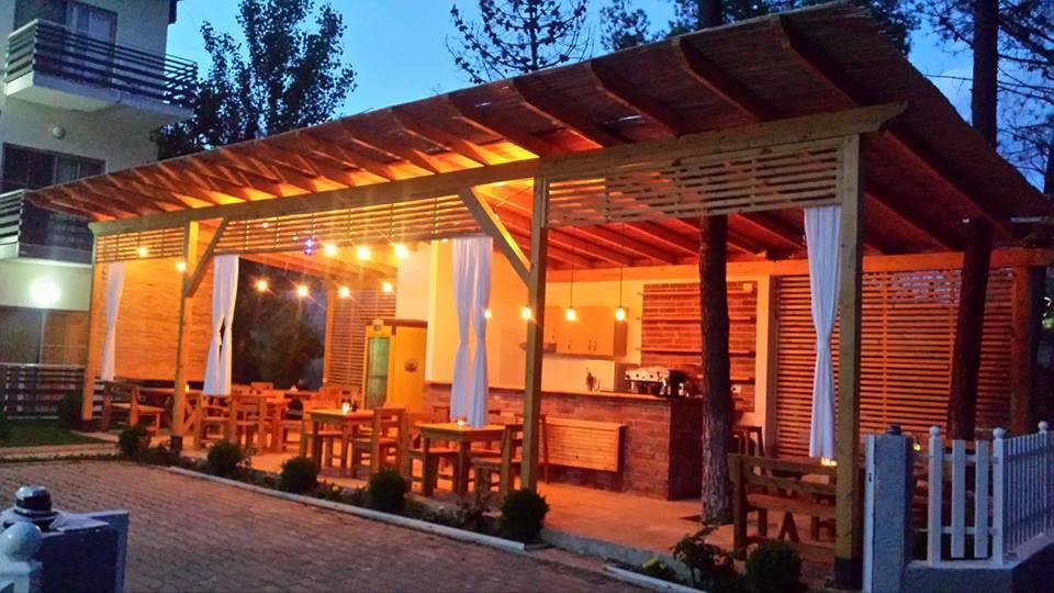 Aparthotel Vila Tufi Велипойе Экстерьер фото